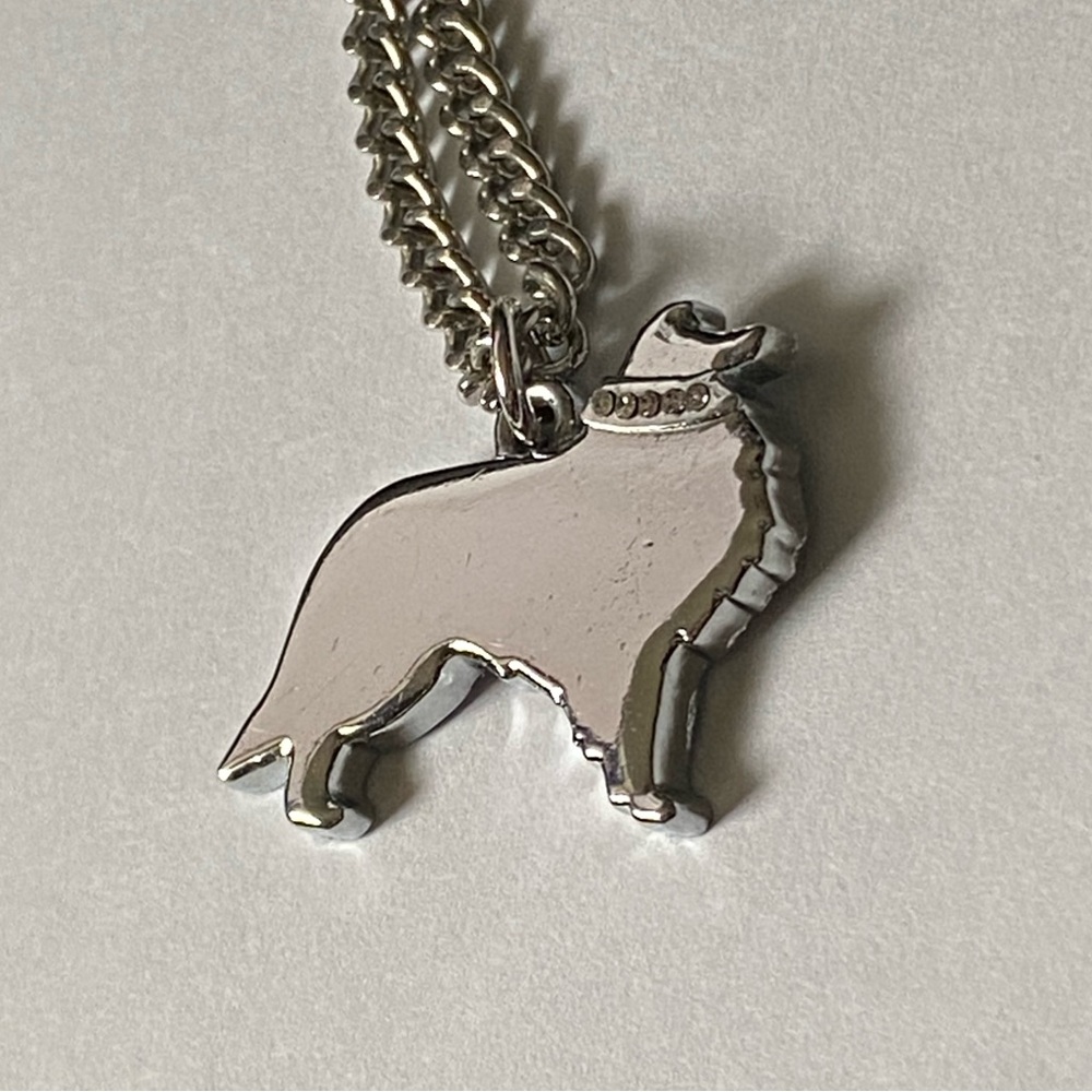 Silver Tone Dog Pendant Necklace Pomeranian Pendant